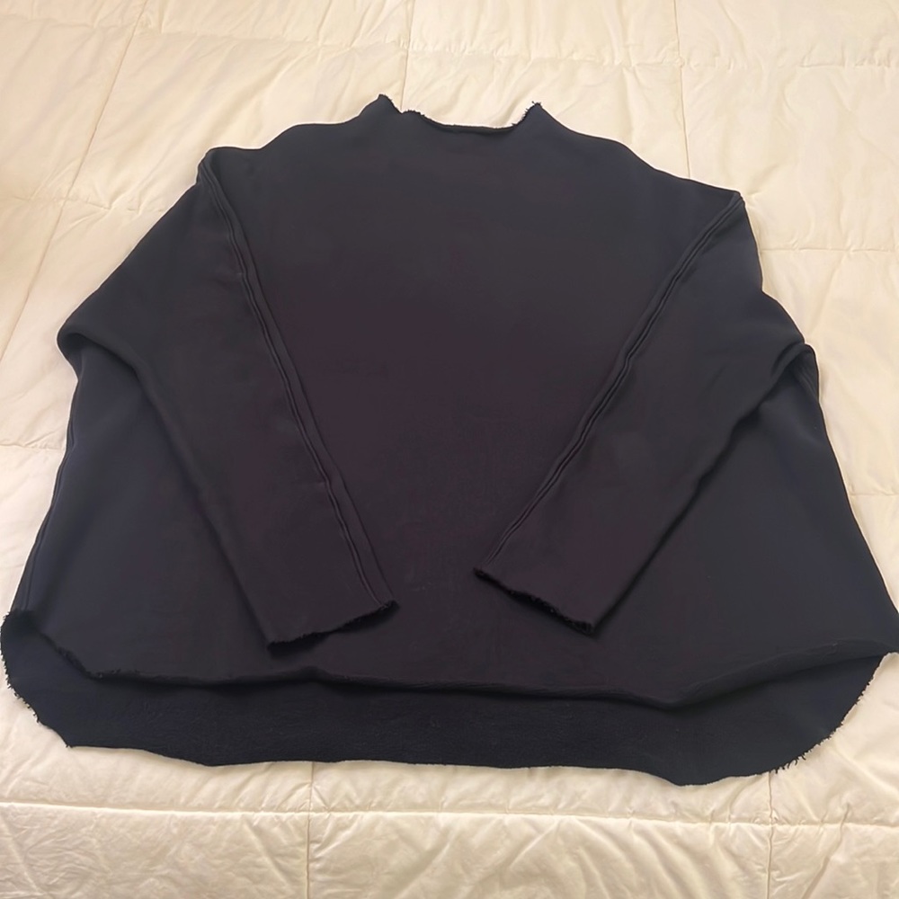 FRANK & EILEEN Effie Capelet